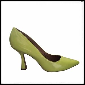 NWT Gabrielle Union Set In Heel Women's Limeade Pump Size 6
